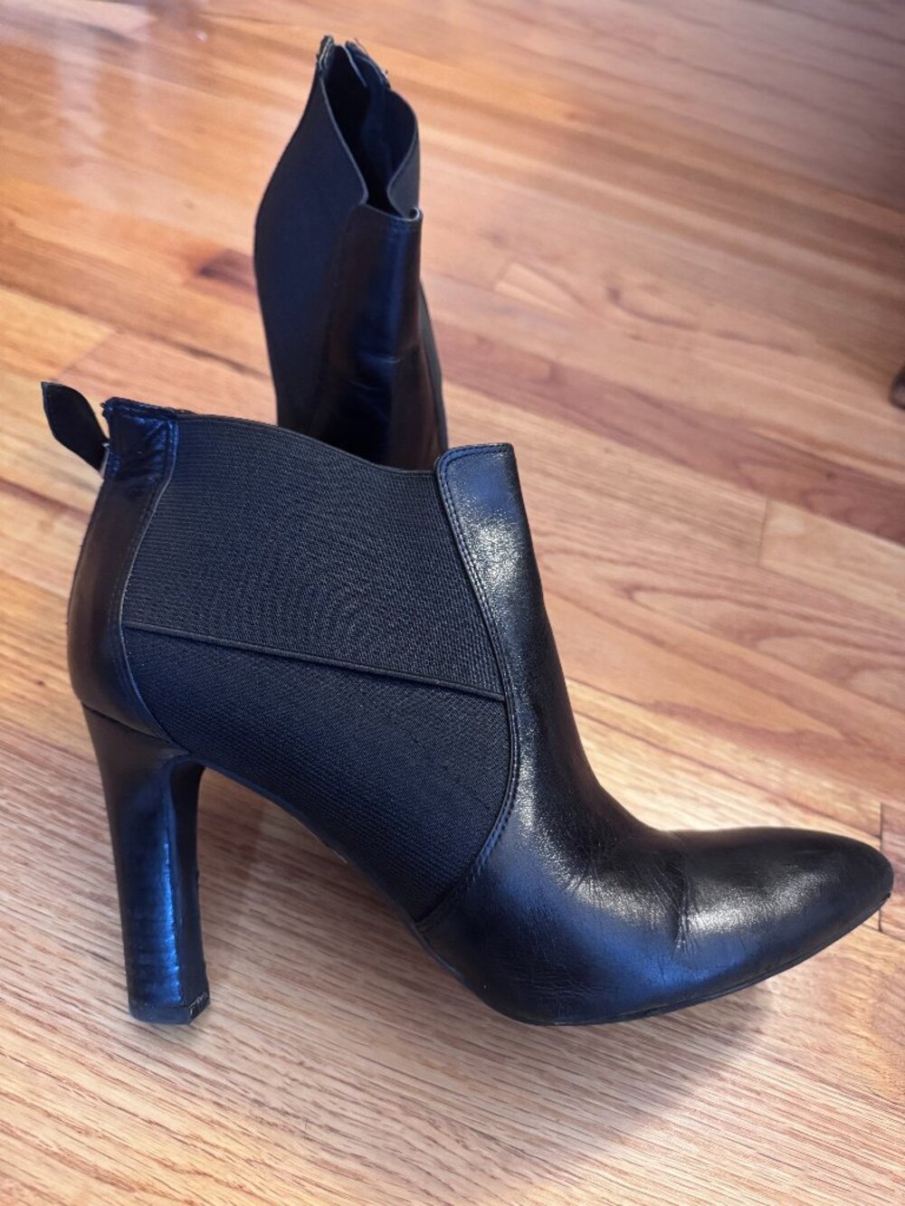 Franco Sarto Women's Black Ankle Boots - Size 7.5 (Used)